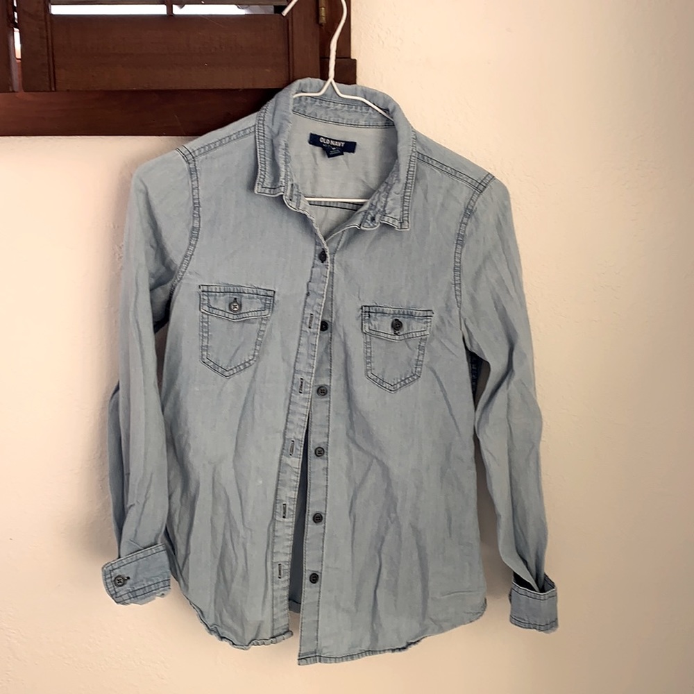 Old Navy lightweight denim shirt size XS